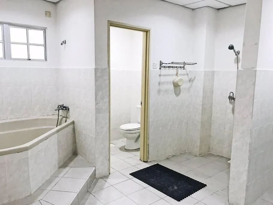 Spacious Penthouse For Big Group Near National Zoo Kuala Lumpur Apartment