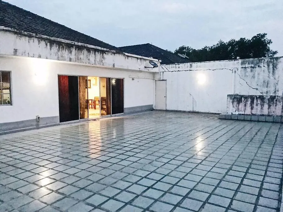 Spacious Penthouse For Big Group Near National Zoo Kuala Lumpur Apartment