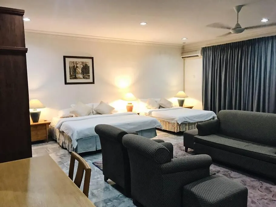 Apartment Spacious Penthouse For Big Group Near National Zoo Kuala Lumpur Malaysia