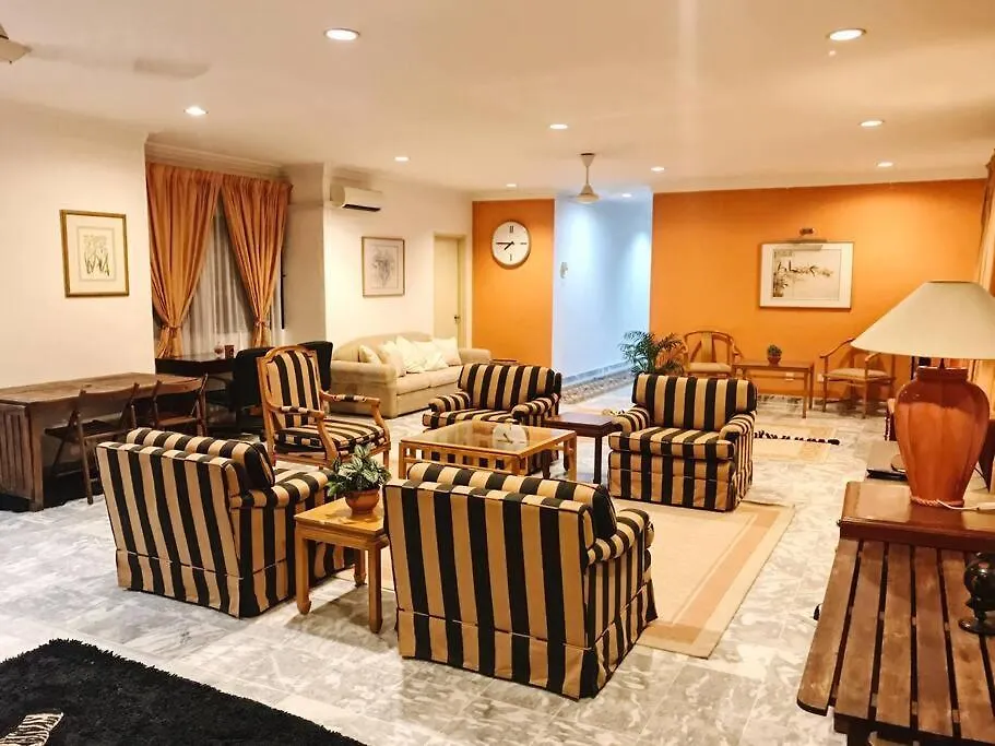 Spacious Penthouse For Big Group Near National Zoo Kuala Lumpur